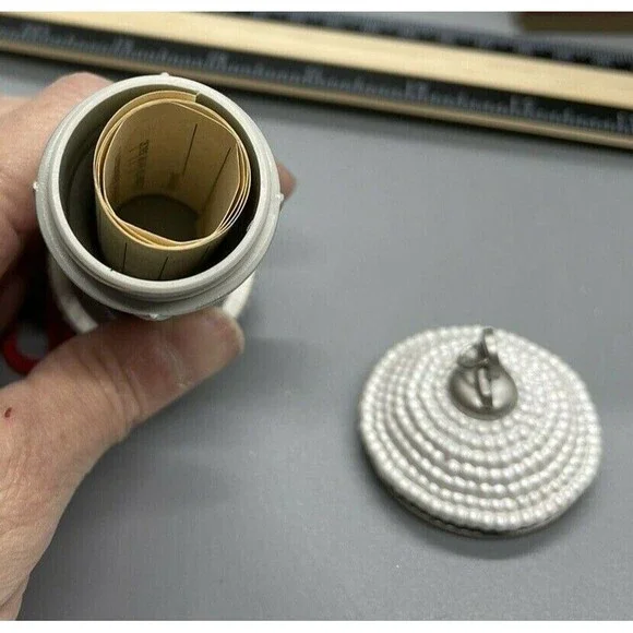 Hallmark Ornament 2000 Millennium Time Capsule Christmas Tree Keepsake Gift - Picture 3 of 4